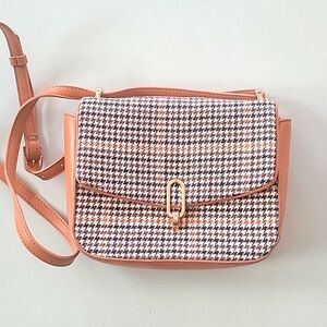 Cross body bag